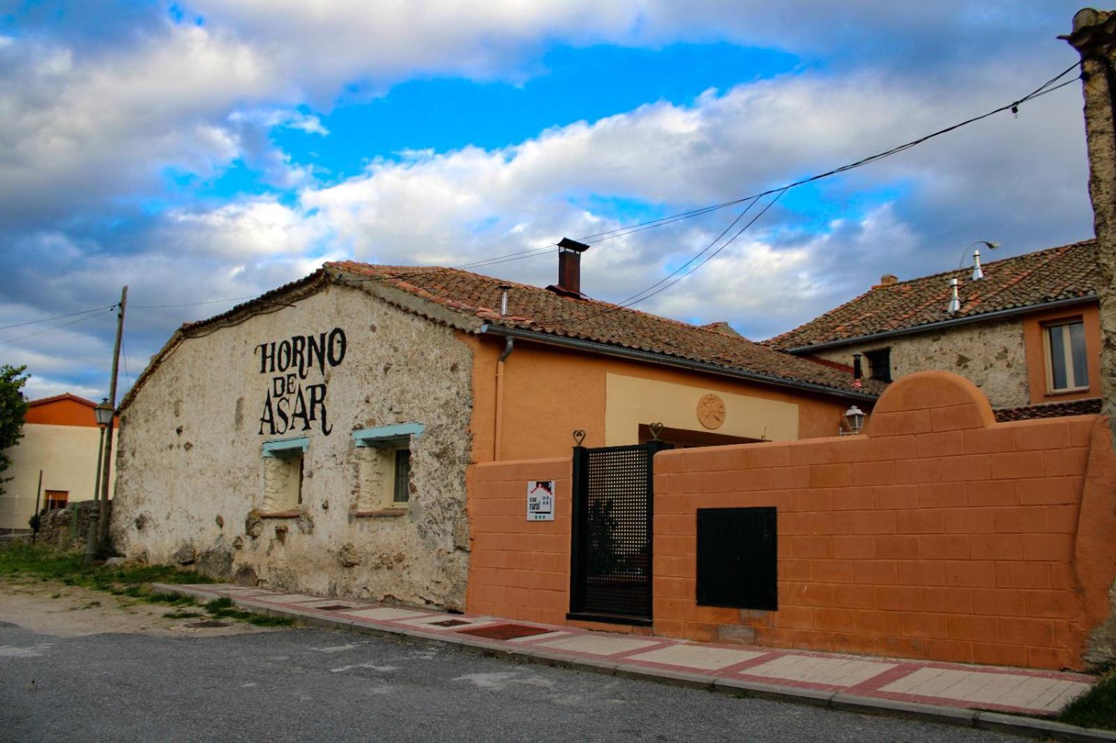 Casa Rural El Horno De La Aldegueela Торрекабальерос Экстерьер фото