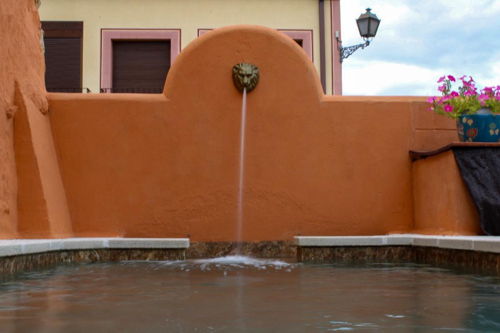 Casa Rural El Horno De La Aldegueela Торрекабальерос Экстерьер фото